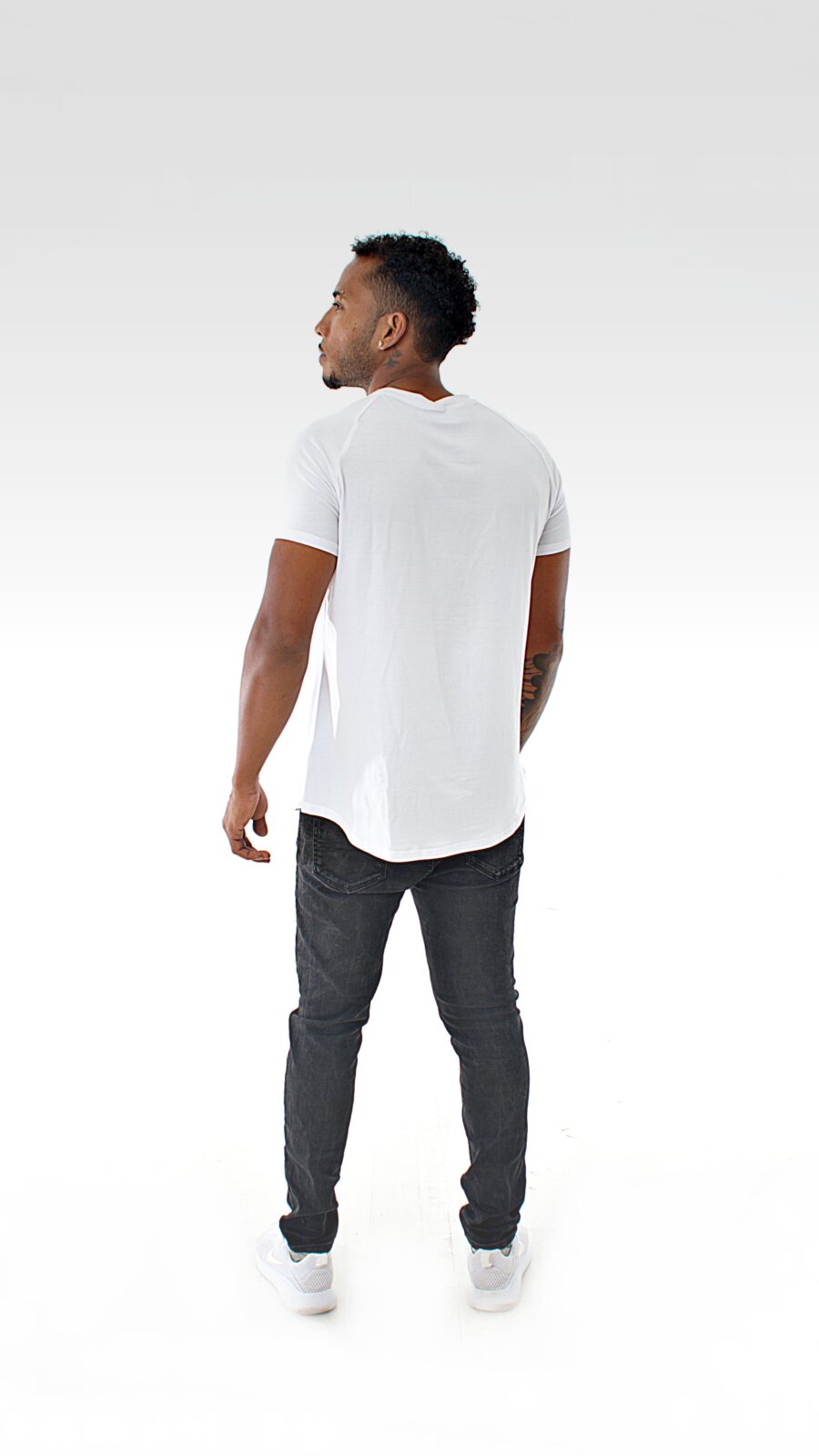 Tee-shirt homme très ajusté blanc logo silicone noir