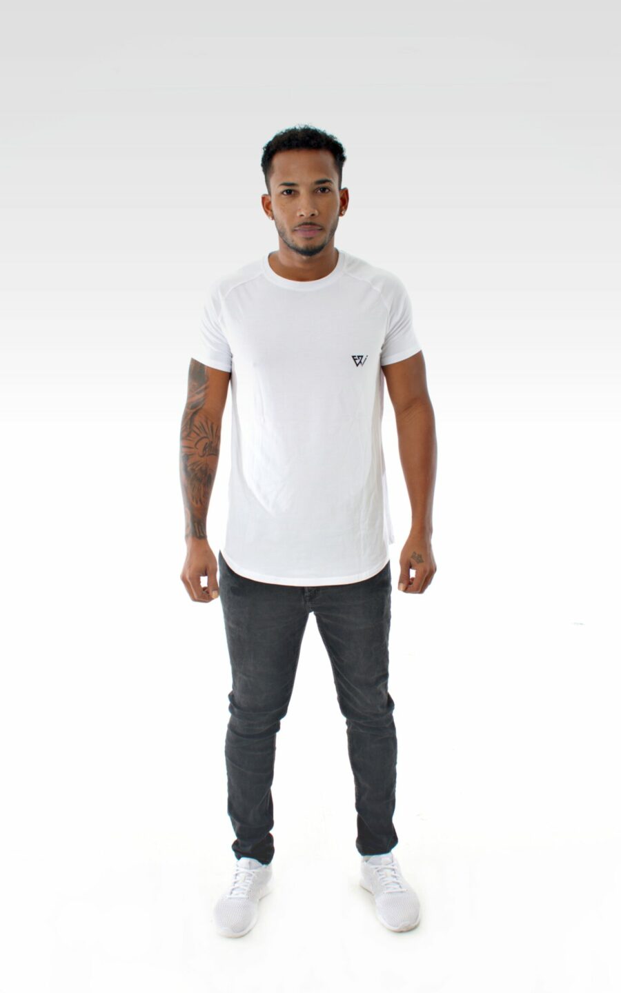 Tee-shirt homme très ajusté blanc logo silicone noir